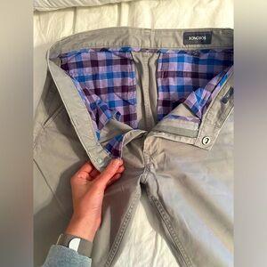 Bonobos Original Chinos - 32x32 - Glacier Grey with Plaid Pockets